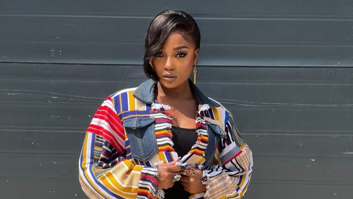 Efya Calls Off Her 